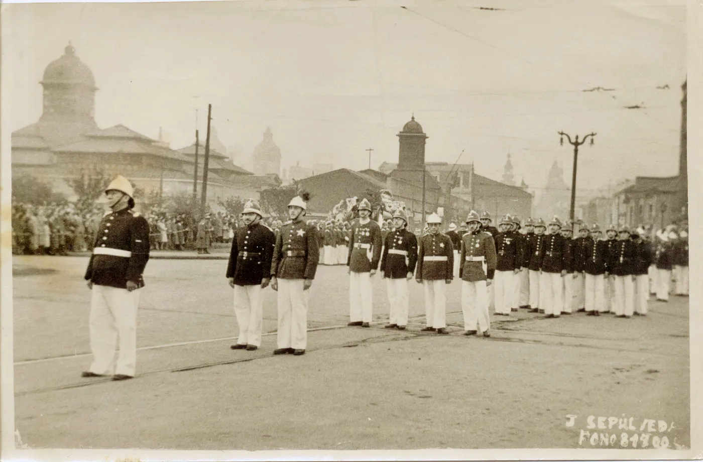 Primera Compañía durante desfile Funeral Presidente Juan Antonio Ríos. 29 de junio 1946